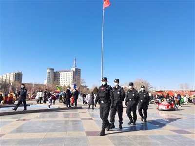 贺兰县常信派出所联合企业组建巡防队，强化日常巡逻。   （资料图片）
