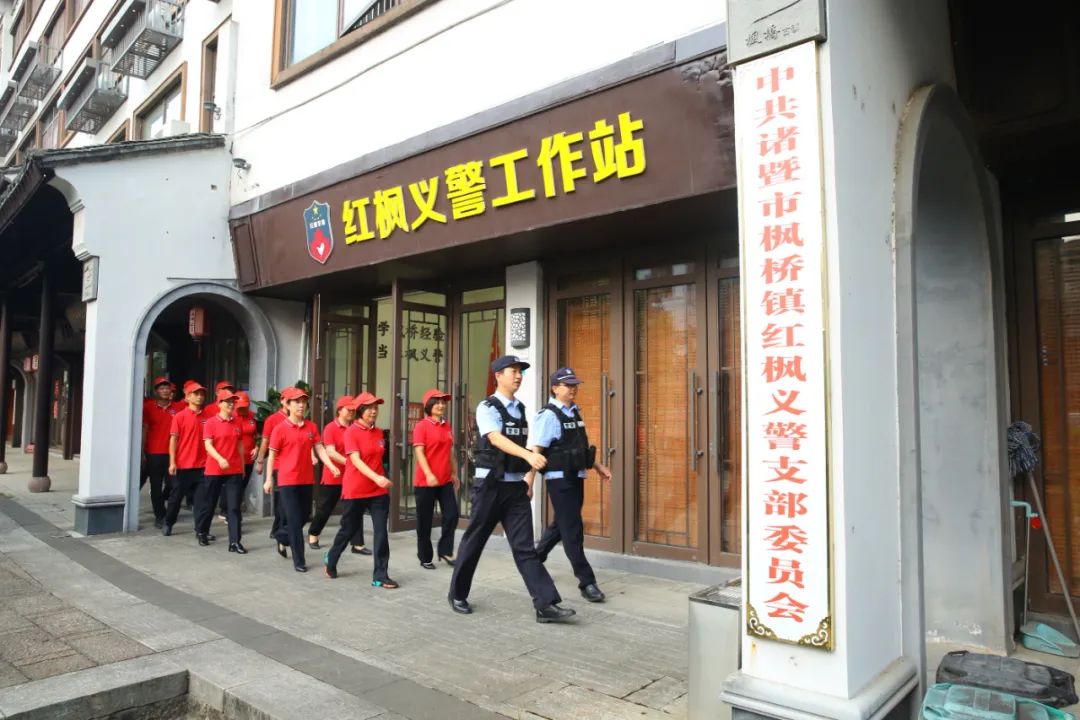047cfd4f0a7743d38f3e6dc2496e3b79.jpg